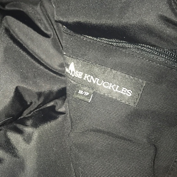 SOLD NWT Moose Knuckles blue fox fur Latreille - Picture 6 of 6